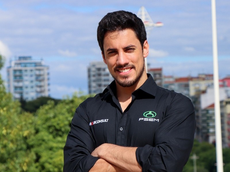 Vítor Teixeira