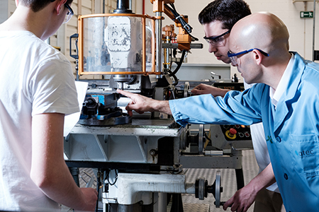 ATEC Curso Tecnico de Fabrico e Manutencao Cunhos e Cortantes mob